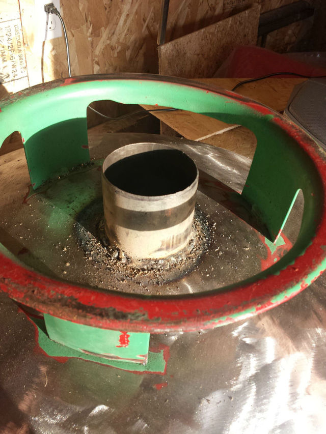 How to Turn an Old Tank into a Kick-Ass Pizza Oven