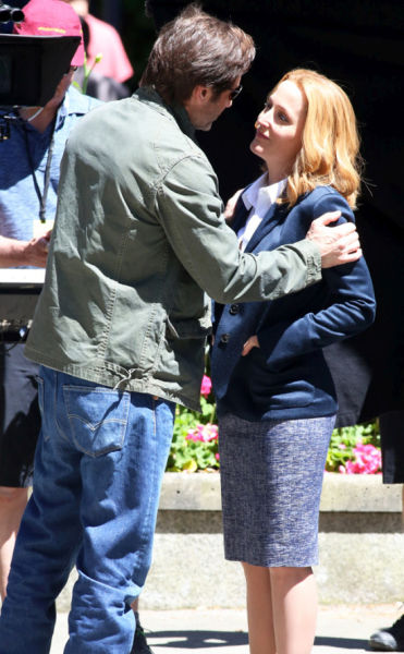 Mulder and Scully Are Finally Reunited and They Look Happier Than Ever