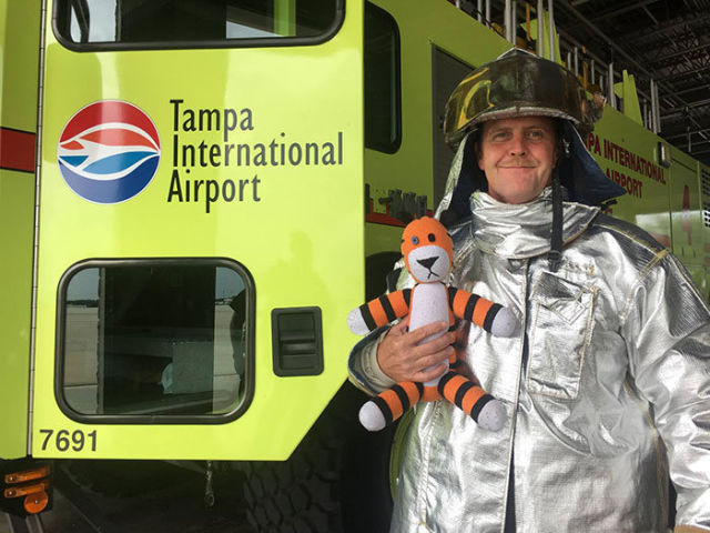 Airport Staff Treat Kids Lost Toy to an Epic Sightseeing Tour
