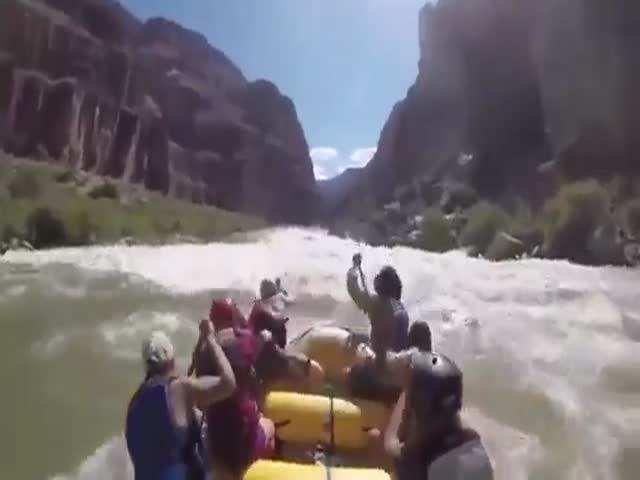 Tour Guide Gets Launched by a Large Rapid