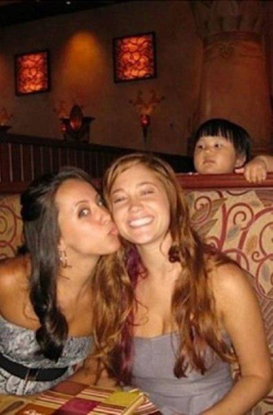 Kids Who Know How to Photobomb Like a Pro