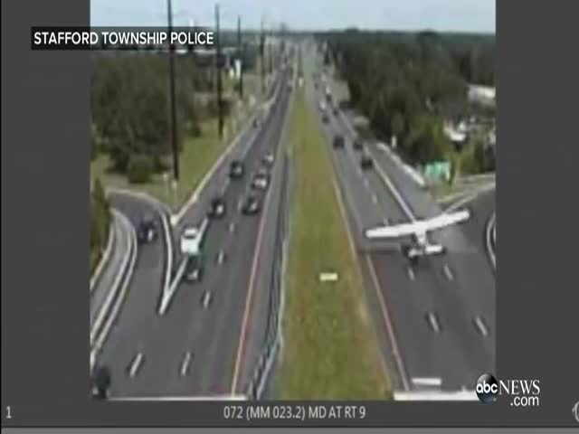 Small Plane Makes Emergency Landing on Highway Overpass