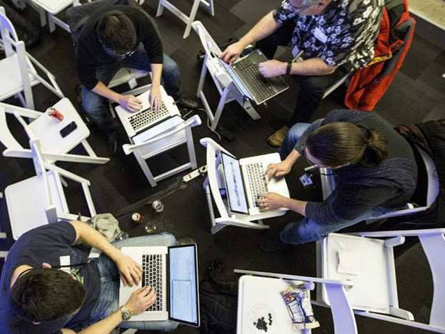 Jobs That Pay Well but Which You Don’t Need a Bachelor’s Degree to Do