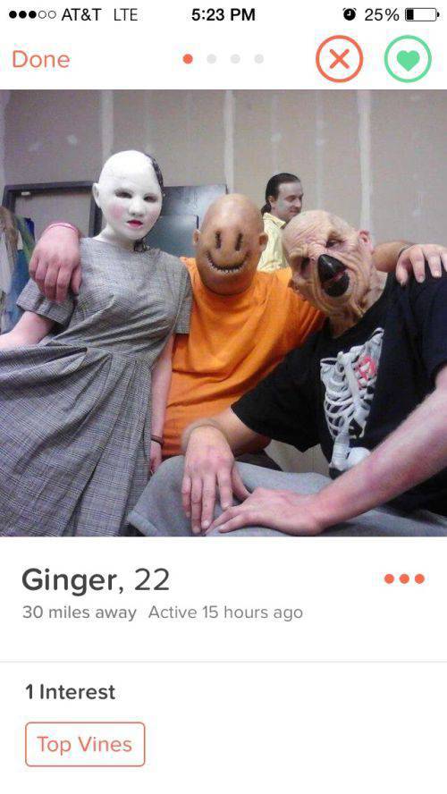 Tinder Profiles That Are Just Too Weird to Explain