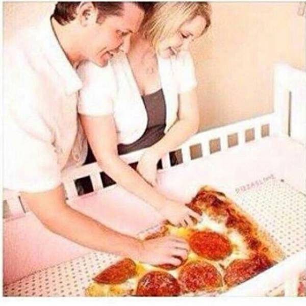 The “Pizza Talk” Is a New Way to Explain How Babies are Made to Your Kids