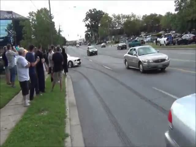 Stupid Muscle Car Driver Nearly Flattens Crowd While Trying to Look Cool