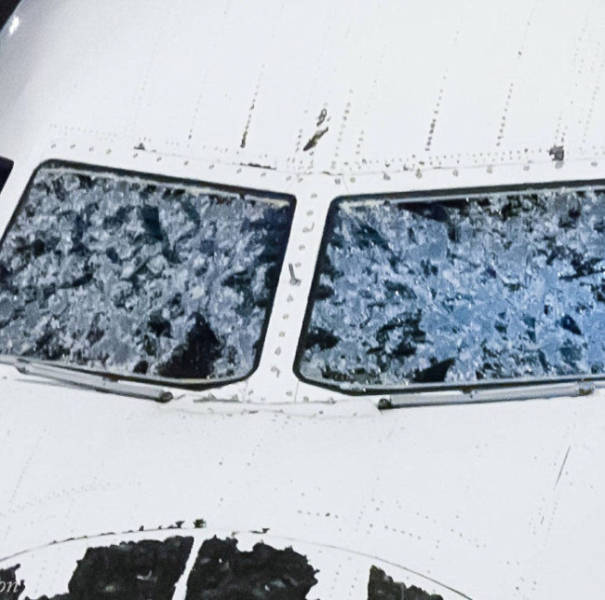 Delta Pilot Gets Hit by Golf Ball Sized Hail and Has to Land Blind