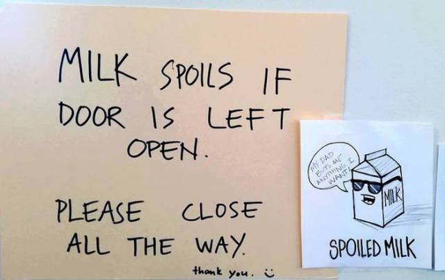Hilarious Office Notes Between Witty Colleagues