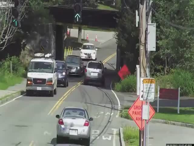 Truck Crashes into the Massachusetts Bridge