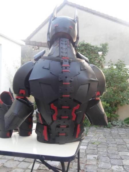 This Homemade Batman Armor Is 100 Percent Kick Ass (11 pics) - Izismile.com