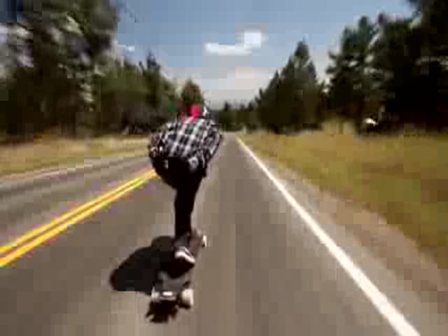 Zak Maytum Does a Crazy 70mph Run on His Skateboard Down a Colorado Road