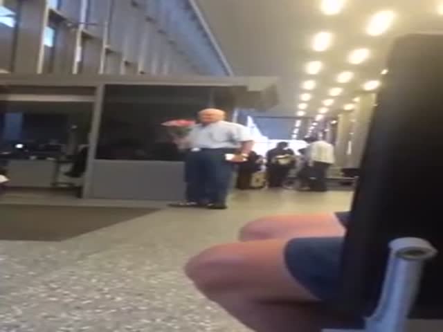 Romantic Old Man Waits for His Wife at the Airport and They Share a Touching Reunion When She Arrives