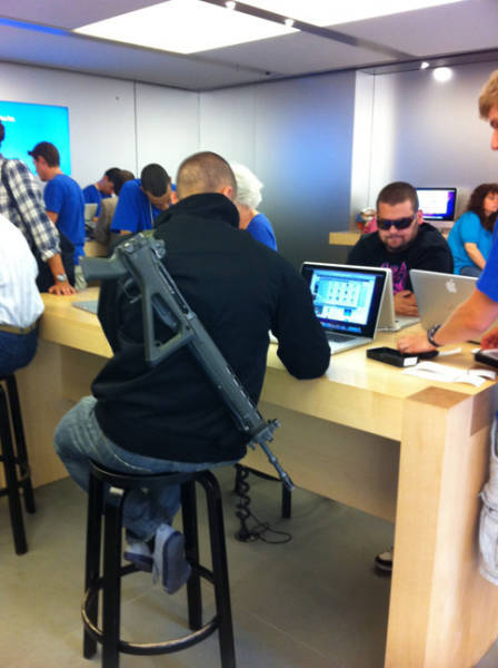 The Craziest Things That Have Ever Happened in the Apple Store