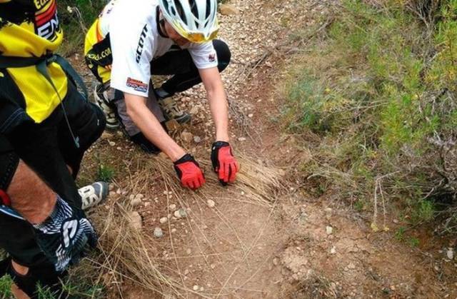 Cyclists Stumble Upon a Nasty Trap on the Bike Trail
