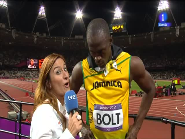 Usain Bolt Stops The Interview Just to Show Respect to The U.S. Anthem