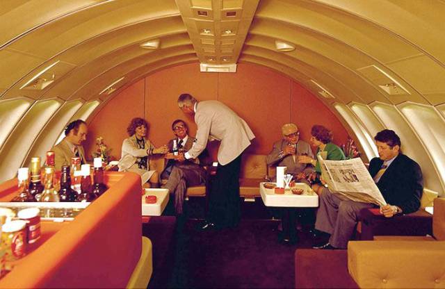 A Revealing Glance into What a First Class Cabin Really Looked Like in the 50s