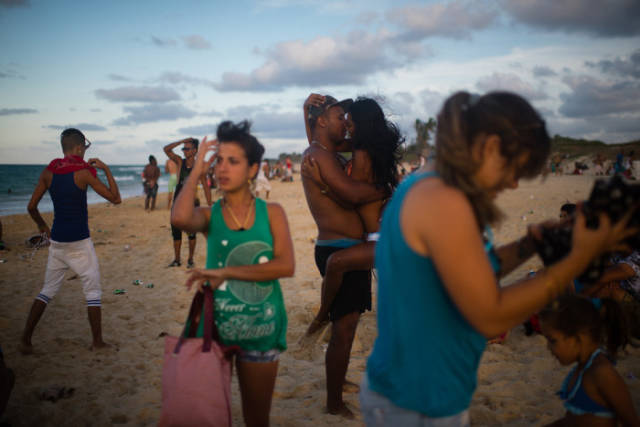 A Few Candid Snaps of Daily Life in Cuba