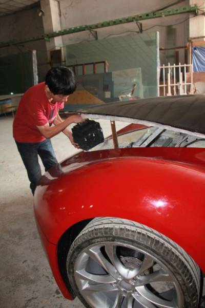 Smart Chinese Engineer Makes His Own Supercar from Scratch