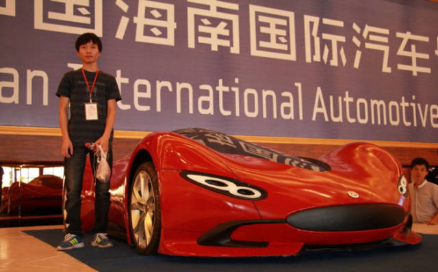 Smart Chinese Engineer Makes His Own Supercar from Scratch