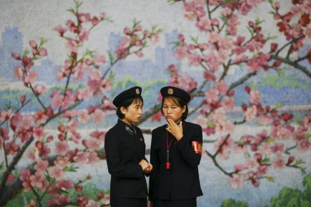 Candid Pics of Daily Life in North Korea