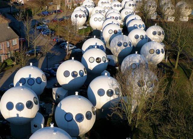 These Odd Bubble Houses Are Actually Real Homes in the Dutch City of Hertogenbosch
