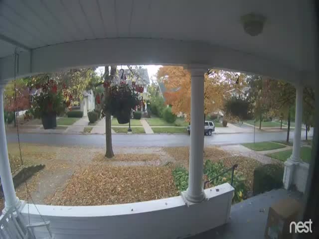 Woman Casually Steals a Package from Someone’s Porch but Doesn’t Know She Is Being Filmed