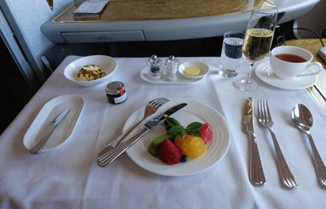 Lucky Traveller Took a $60,000 First Class Emirates Flight for $300 Due to a Simple Loophole in the System
