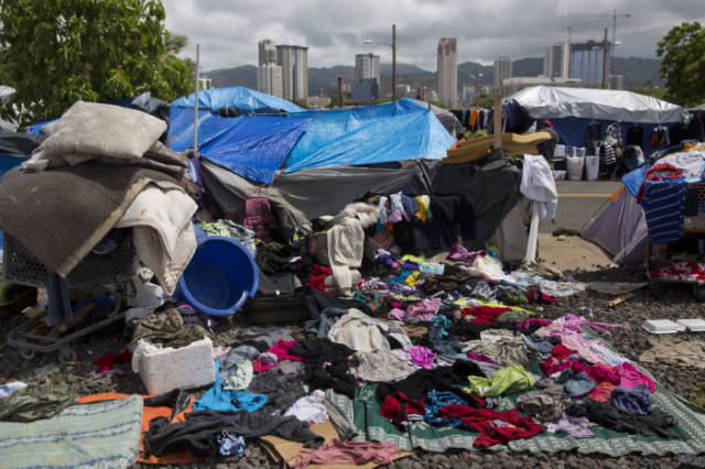 How the Homeless People Live in Hawaii