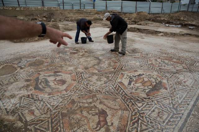 Archaeologists Uncover an Historic Mosaic in Israel