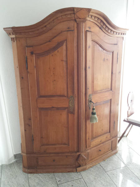 This Old Cabinet Contained an Incredible Surprise
