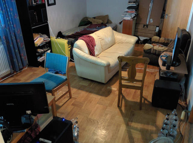 This Guy Performs the Most Epic Clean Up Ever When a Girl Asks to Come Over