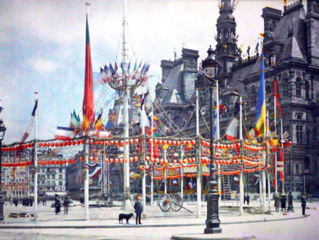 Stunning Colour Photos of Paris That are Over a Century Old