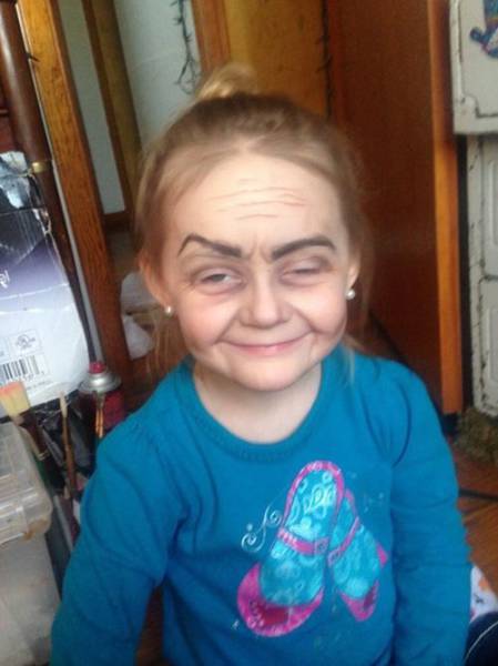 Aunt Turns Her Three Year Old Niece into a Sweet Old Lady