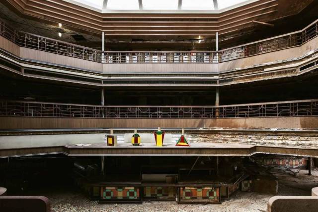 A Fascinating Journey inside the Wreckage of the Costa Concordia