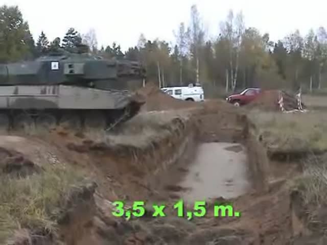 This is How A Tank Crosses Trenches At Low Vs High Speeds