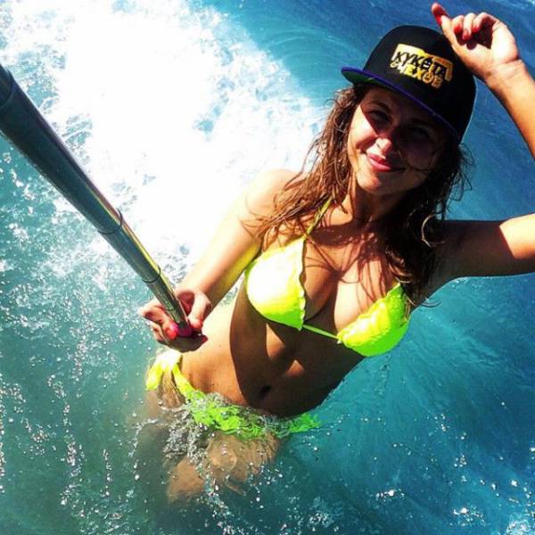 It’s the Beautiful Bikini Babes Brigade It’s the Beautiful Bikini Babes Brigade