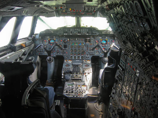 Fascinating Photos of Different Cockpits