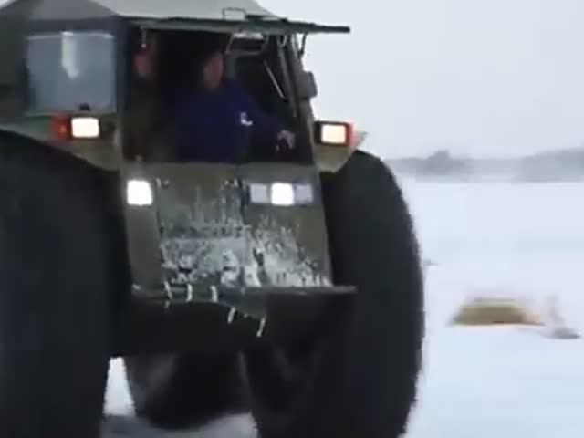 You Can Have This Sweet Russian Amphibious Vehicle For Only $49,000