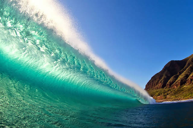 The Most Remarkable Photography Of Breaking Waves On The Web