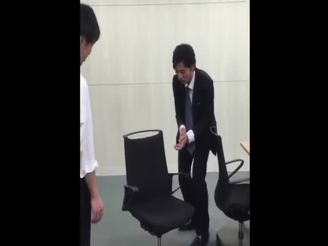Japanese Invented Intelligent Parking Chair