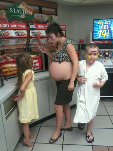 Crazy Family Photos That Will Make You Appreciate Your Family