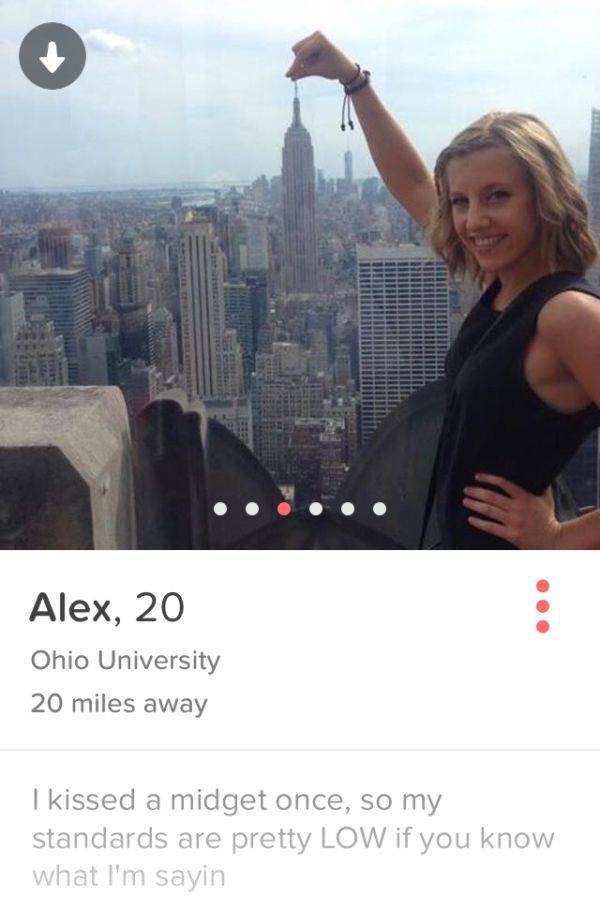 Tinder Profiles That Are Dirty, Witty And Extremely Entertaining Tinder Profiles That Are Dirty, Witty And Extremely Entertaining