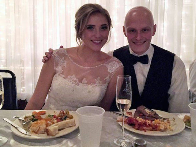 Teen With Terminal Cancer Weds His Sweetheart