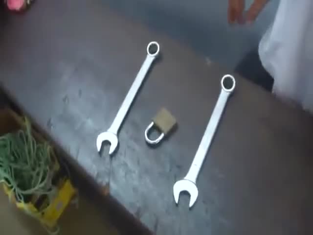 How To Break A Padlock With Two Wrenches