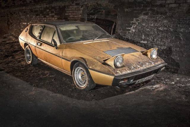 Vintage Cars Are Rotting In A Tunnel Of Liverpool
