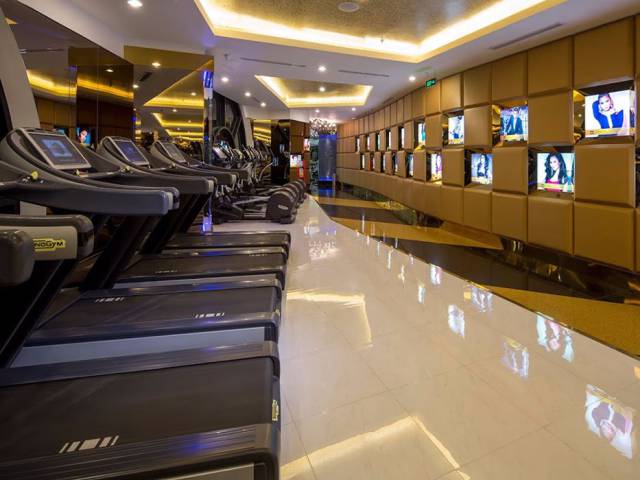 Would You Pay $24k Per Year To Work Out In These Gyms?