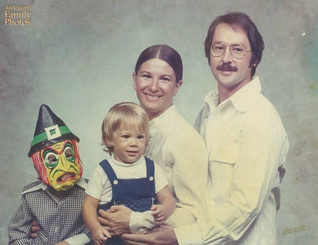 Kids Are Good At Ruining The Family Portrait