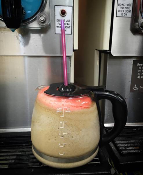 These Slurpee Lovers Take "Bring Your Own Cup Day" Too Seriously