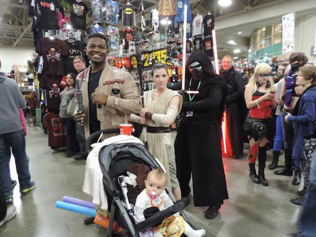 When You Cosplay Don’t Do It Alone, Take Your Family With You