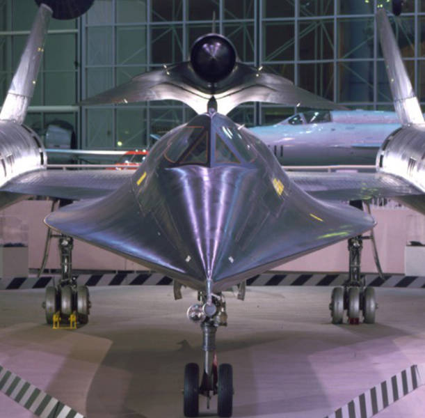 What Was On The Back Of Sr-71 Blackbird?